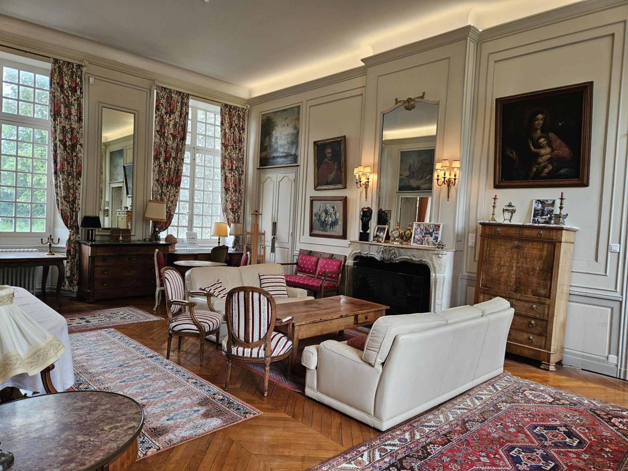 Chateau De Mornay Saint-Pierre-de-l'Isle ภายนอก รูปภาพ