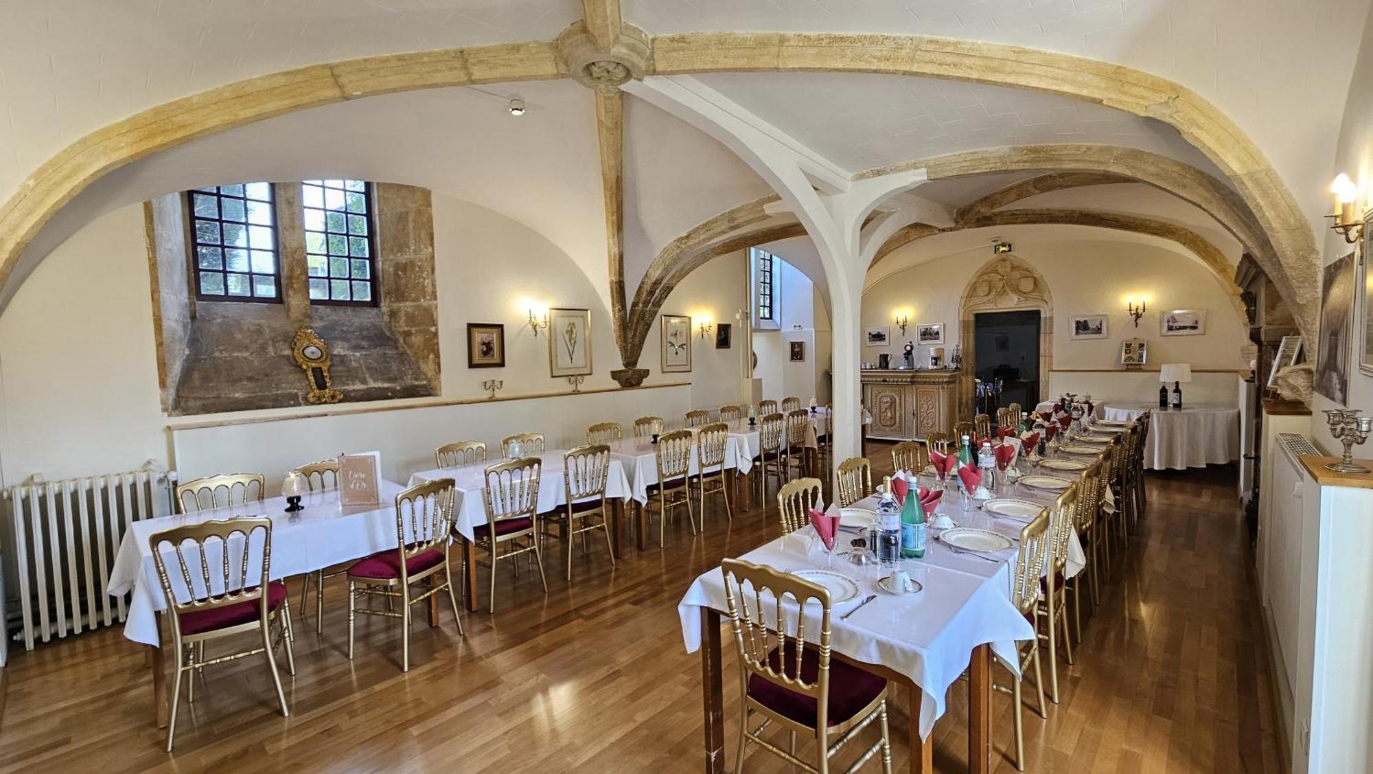 Chateau De Mornay Saint-Pierre-de-l'Isle ภายนอก รูปภาพ